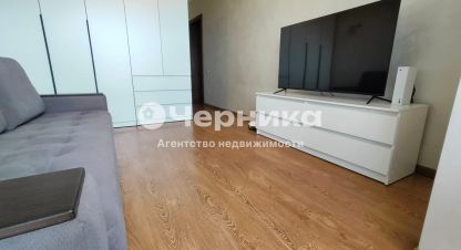 Продам квартиру 1 комнатную с общей площадью 48м2, 6/7 эт., на улице Кипарисовая ул, г. Пятигорск, Ставропольский край, Россия, агентство АН Черника. Фотография №1