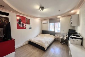 Продам квартиру 2-х комнатную с общей площадью 62.6м2, 2/10 эт., на улице Дзержинского пр-кт, Южный район, г. Новороссийск, Краснодарский край, Россия, агентство Интернет-партнер