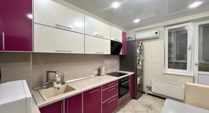 Продам квартиру 1 комнатную с общей площадью 40.2м2, 7/16 эт., на улице Мурата ахеджака ул, Южный район, г. Новороссийск, Краснодарский край, Россия, агентство Интернет-партнер. Фотография №1