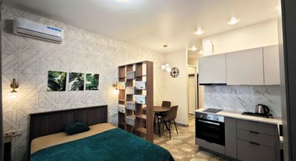 Продам квартиру с общей площадью 23.4м2, 7/17 эт., на улице Котанова ул, Южный район, г. Новороссийск, Краснодарский край, Россия, агентство Интернет-партнер. Фотография №1