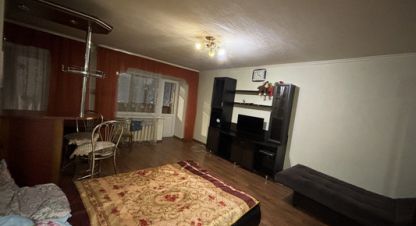 Снять квартиру, 31 кв. м. Фотография №1 Сдам квартиру с общей площадью 31м2, 2/5 эт., на улице Оплеснина ул, г. Сыктывкар, Коми респ., Россия, агентство Интернет-партнер. Фотография №1