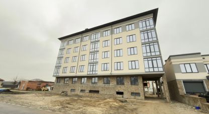 Купить квартиру 3-х комнатную, 70.3 кв. м. Фотография №1 Продам квартиру 3-х комнатную с общей площадью 70.3м2, 3/7 эт., на улице Ленина ул, г. Шалушка, Кабардино-Балкария респ., Россия, агентство Интернет-партнер. Фотография №1