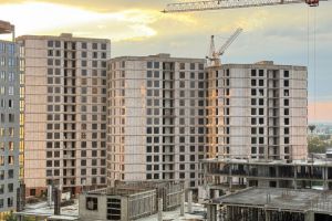 Продам квартиру 3-х комнатную с общей площадью 107.6м2, 7/16 эт., на улице Т идарова ул, г. Нальчик, Кабардино-Балкария респ., Россия, агентство Интернет-партнер