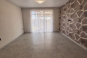 Продам дом 3-х комнатный с общей площадью 85м2, на улице Крутая, г. Новобессергеневка, Ростовская обл., Россия, агентство агентство недвижимости "Мир Жилья" 