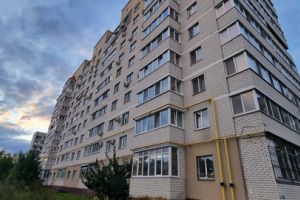 Продам квартиру 3-х комнатную с общей площадью 84.2м2, 4/10 эт., на улице Медведева ул, Бежицкий район, г. Брянск, Брянская обл., Россия, агентство Интернет-партнер Продам квартиру 3-х комнатную с общей площадью 84.2м2, 4/10 эт., на улице Медведева ул, Бежицкий район, г. Брянск, Брянская обл., Россия, агентство Интернет-партнер