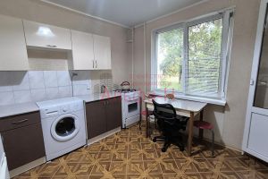 Продам квартиру 1 комнатную с общей площадью 38м2, 1/5 эт., на улице Ермолова, г. Пятигорск, Ставропольский край, Россия, агентство Альфа-Н