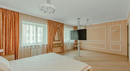 Купить квартиру 3-х комнатную, 103 кв. м., Россия, г. Казань. Фотография №8