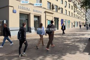 Сдам торговое помещение с общей площадью 138.9м2, на улице Земляной Вал, Басманный (ЦАО) район, г. Москва, Москва, Россия, агентство Penny Lane Realty