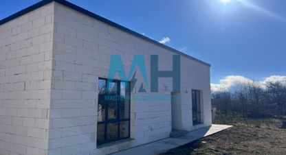 Продам дом 3-х комнатный с общей площадью 99м2, на улице Магсумова, г. Передовое, Крым авт. респ., Россия, агентство Мастера Недвижимости . Фотография №1