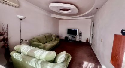 Продам квартиру 2-х комнатную с общей площадью 53м2, 2/10 эт., на улице Брестская, г. Оренбург, Оренбургская обл., Россия, агентство Бюро недвижимости Быстровой. Фотография №1