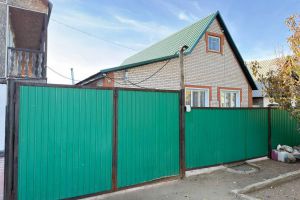 Продам дом 3-х комнатный с общей площадью 100м2, на улице Архитектурная, г. Соль-Илецк, Оренбургская обл., Россия, агентство Бюро недвижимости Быстровой