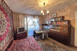 Продам квартиру 2-х комнатную с общей площадью 48.3м2, 6/9 эт., на улице Давыдовский-3 мкр, Центральный район, г. Кострома, Костромская обл., Россия, агентство Служба недвижимости СЛАВНА