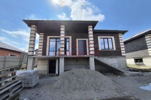 Продам дом 3-х комнатный с общей площадью 130м2, г. Ст-ца ессентукская, Ставропольский край, Россия, агентство Альфа-Н