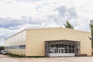 Продам производственно-складское помещение с общей площадью 993м2, на улице Спортивная, Устиновский район, г. Ижевск, Удмуртия респ., Россия, агентство JCat Продам производственно-складское помещение с общей площадью 993м2, на улице Спортивная, Устиновский район, г. Ижевск, Удмуртия респ., Россия, агентство JCat