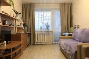 Продам квартиру 2-х комнатную с общей площадью 52.3м2, 4/9 эт., на улице Гражданская, г. Чебоксары, Чувашия респ., Россия, агентство Агентство недвижимости Ориентир