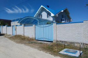 Продам дом 5-ти комнатный с общей площадью 160м2, на улице Ореховая (южное тер  днт) ул, г. Красный курган, Краснодарский край, Россия, агентство Интернет-партнер