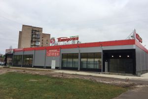 Сдам торговое помещение с общей площадью 125м2, на улице Крикковское шоссе, г. Кингисепп, Ленинградская обл., Россия, агентство JCat