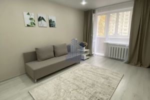 Продам квартиру 1 комнатную с общей площадью 36м2, 1/10 эт., на улице Николая гастелло, г. Чебоксары, Чувашия респ., Россия, агентство Агентство недвижимости Ориентир