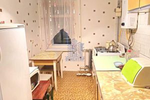 Продам квартиру 4-х комнатную с общей площадью 81.2м2, 3/5 эт., на улице Совхозная, г. Новые лапсары, Чувашия респ., Россия, агентство Агентство недвижимости Ориентир