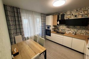 Продам квартиру 1 комнатную с общей площадью 37.1м2, 9/16 эт., на улице Восточная, г. Чебоксары, Чувашия респ., Россия, агентство Агентство недвижимости Ориентир