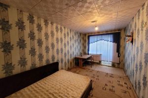 Продам квартиру 2-х комнатную с общей площадью 47м2, 3/5 эт., на улице Молодежная квартал 4 ул, Квартал 4 район, г. Ерзовка рп, Волгоградская обл., Россия, агентство Живем Дома