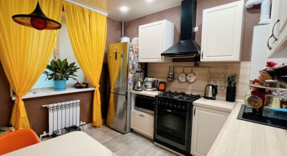 Продам квартиру 1 комнатную с общей площадью 37.8м2, 2/3 эт., на улице Гайворонский пер, Краснослободск район, г. Краснослободск, Волгоградская обл., Россия, агентство Живем Дома. Фотография №1