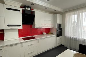 Продам квартиру 3-х комнатную с общей площадью 86м2, 4/5 эт., на улице Яблонька, г. Ст-ца ессентукская, Ставропольский край, Россия, агентство Альфа-Н