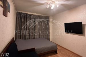 Продам квартиру 2-х комнатную с общей площадью 59м2, 1/5 эт., на улице Меньшикова, г. Севастополь, Крым авт. респ., Россия, агентство ООО Ренессанс Крым