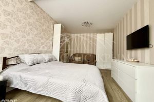 Продам квартиру 1 комнатную с общей площадью 40м2, 1/10 эт., на улице Юрия гагарина, г. Севастополь, Крым авт. респ., Россия, агентство ООО Ренессанс Крым