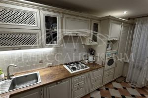 Продам квартиру 3-х комнатную с общей площадью 73м2, 3/9 эт., на улице Астана кесаева, г. Севастополь, Крым авт. респ., Россия, агентство ООО Ренессанс Крым