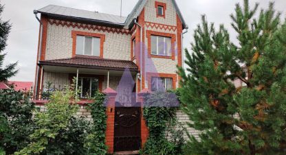 Купить коттедж/дачу, 353 кв. м. Фотография №1 Продам коттедж/дачу с общей площадью 353м2, на улице Альпийская, г. Южный, Алтайский край, Россия, агентство АН Династия 24. Фотография №1