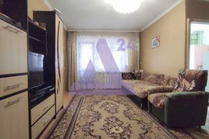 Продам квартиру 2-х комнатную с общей площадью 46.1м2, 2/4 эт., на улице Дзержинского пр-кт, Центральный район, г. Южный, Алтайский край, Россия, агентство АН Династия 24