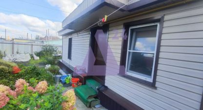 Купить дом, 75 кв. м. Фотография №1 Продам дом с общей площадью 75м2, на улице Северо-Западная, Железнодорожный район, г. Барнаул, Алтайский край, Россия, агентство АН Династия 24. Фотография №1