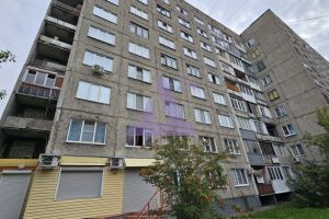 Продам комнату с общей площадью 13м2, 9/9 эт., на улице Крупской д 99к, Железнодорожный район, г. Барнаул, Алтайский край, Россия, агентство АН Династия 24