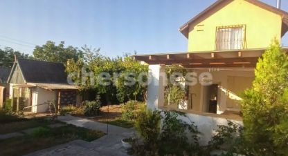 Купить дом 2-х комнатную, 40 кв. м. Фотография №1 Продам дом 2-х комнатный с общей площадью 40м2, Гагаринский район, г. Севастополь, Крым авт. респ., Россия, агентство Херсонес Недвижимость. Фотография №1