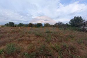 Продам земельный участок, на улице Северная, г. Орехово , Крым авт. респ., Россия, агентство СитиДом