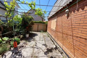 Продам торговое помещение с общей площадью 297м2, на улице Дачная ул, г. Саки , Крым авт. респ., Россия, агентство СитиДом