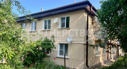 Купить квартиру 3-х комнатную, 43.6 кв. м. Фотография №1 Продам квартиру 3-х комнатную с общей площадью 43.6м2, 2/2 эт., на улице Кавказская, г. Черноморский, Краснодарский край, Россия, агентство АН Партнерство. Фотография №1
