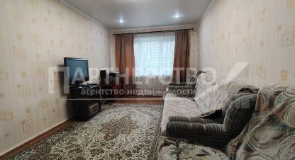 Купить квартиру 2-х комнатную, 41 кв. м. Фотография №1 Продам квартиру 2-х комнатную с общей площадью 41м2, 1/2 эт., на улице Новороссийская, г. Черноморский, Краснодарский край, Россия, агентство АН Партнерство. Фотография №1