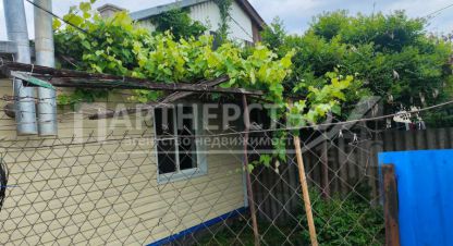 Купить квартиру 2-х комнатную, 30 кв. м. Фотография №1 Продам квартиру 2-х комнатную с общей площадью 30м2, 1/1 эт., г. Ахтырский, Краснодарский край, Россия, агентство АН Партнерство. Фотография №1