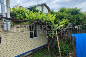 Продам квартиру 2-х комнатную с общей площадью 30м2, 1/1 эт., г. Ахтырский, Краснодарский край, Россия, агентство АН "Партнерство"