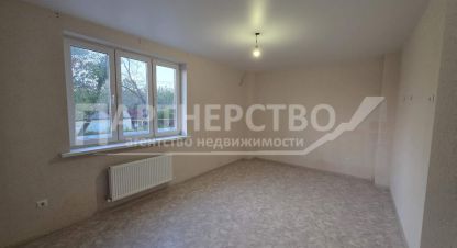 Купить квартиру 3-х комнатную, 46 кв. м. Фотография №1 Продам квартиру 3-х комнатную с общей площадью 46м2, 1/4 эт., на улице Суворова, г. Черноморский, Краснодарский край, Россия, агентство АН Партнерство. Фотография №1