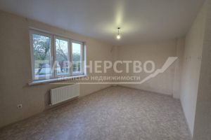 Продам квартиру 3-х комнатную с общей площадью 46м2, 1/4 эт., на улице Суворова, г. Черноморский, Краснодарский край, Россия, агентство АН "Партнерство" Продам квартиру 3-х комнатную с общей площадью 46м2, 1/4 эт., на улице Суворова, г. Черноморский, Краснодарский край, Россия, агентство АН "Партнерство"