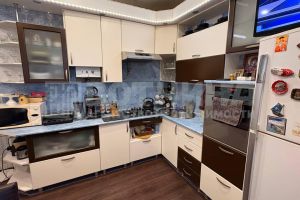 Продам дом 4-х комнатный с общей площадью 233.1м2, на улице Хвойная, г. Арзамас, Нижегородская обл., Россия, агентство Вотчина Продам дом 4-х комнатный с общей площадью 233.1м2, на улице Хвойная, г. Арзамас, Нижегородская обл., Россия, агентство Вотчина