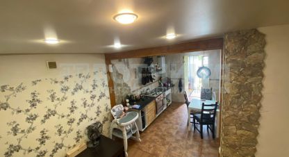 Продам квартиру 2-х комнатную с общей площадью 49.7м2, 1/3 эт., на улице Сельхозтехника, г. Рабочий посёлок выездное, Нижегородская обл., Россия, агентство Вотчина. Фотография №1