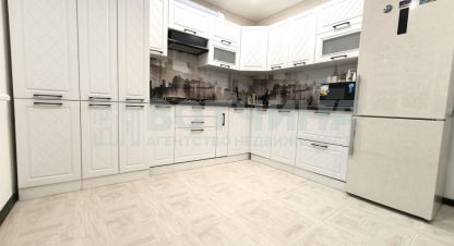 Купить квартиру 1 комнатную, 36.2 кв. м. Фотография №1 Продам квартиру 1 комнатную с общей площадью 36.2м2, 2/3 эт., на улице Арзамасская, г. Березовка, Нижегородская обл., Россия, агентство Вотчина. Фотография №1