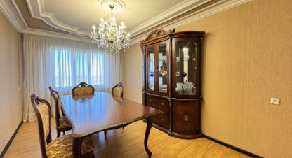 Продам квартиру 3-х комнатную с общей площадью 68.5м2, 9/9 эт., на улице Шогенова ул, г. Нальчик, Кабардино-Балкария респ., Россия, агентство Интернет-партнер. Фотография №1