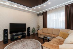 Продам квартиру 3-х комнатную с общей площадью 84.2м2, 5/5 эт., на улице Объездная ул, г. Ханты-Мансийск, Ханты-Мансийский авт. окр., Россия, агентство Интернет-партнер