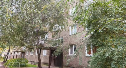 Продам квартиру 3-х комнатную с общей площадью 59.1м2, 1/5 эт., на улице Октябрьская, г. Обь, Новосибирская обл., Россия, агентство Главное звено. Фотография №1