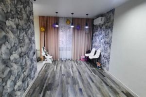 Продам коттедж/дачу 4-х комнатную с общей площадью 108.4м2, на улице Квашнина, г. Толмачево, Новосибирская обл., Россия, агентство Главное звено Продам коттедж/дачу 4-х комнатную с общей площадью 108.4м2, на улице Квашнина, г. Толмачево, Новосибирская обл., Россия, агентство Главное звено